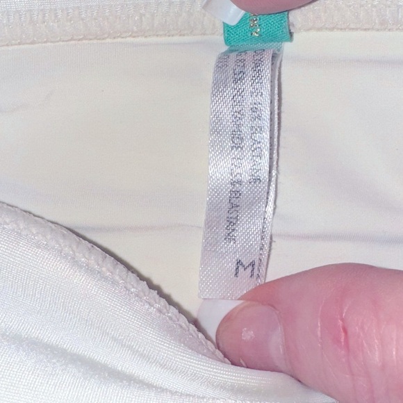 ViX
Bia Black and White Stripe Bikini Bottom Size Medium - Picture 9 of 11